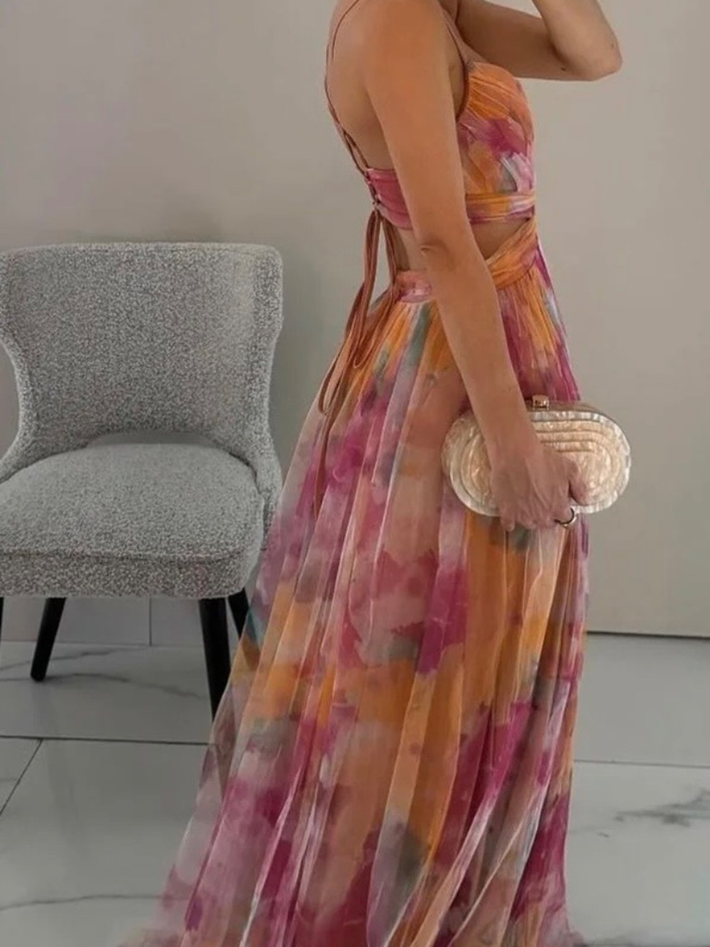 Cindy Beautiful Floral Print Maxi dress Medium NWOT - Picture 2 of 11